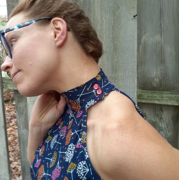 Organic Choker Shirt - Picture 3 of 6